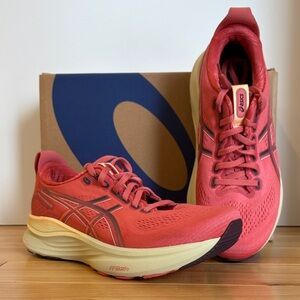 Asics Women’s Gel-Kayano 32